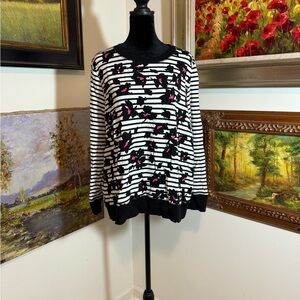 Jones New York Sport Black and White Top with Pink Trim size PXL
